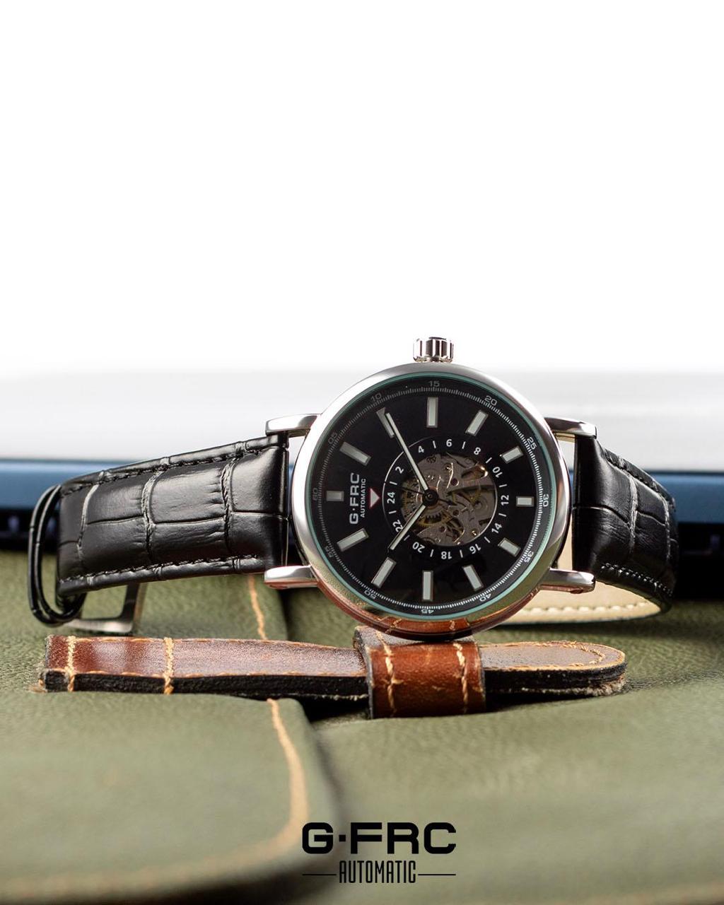 Reloj Automático R2 - Noir Imperium
